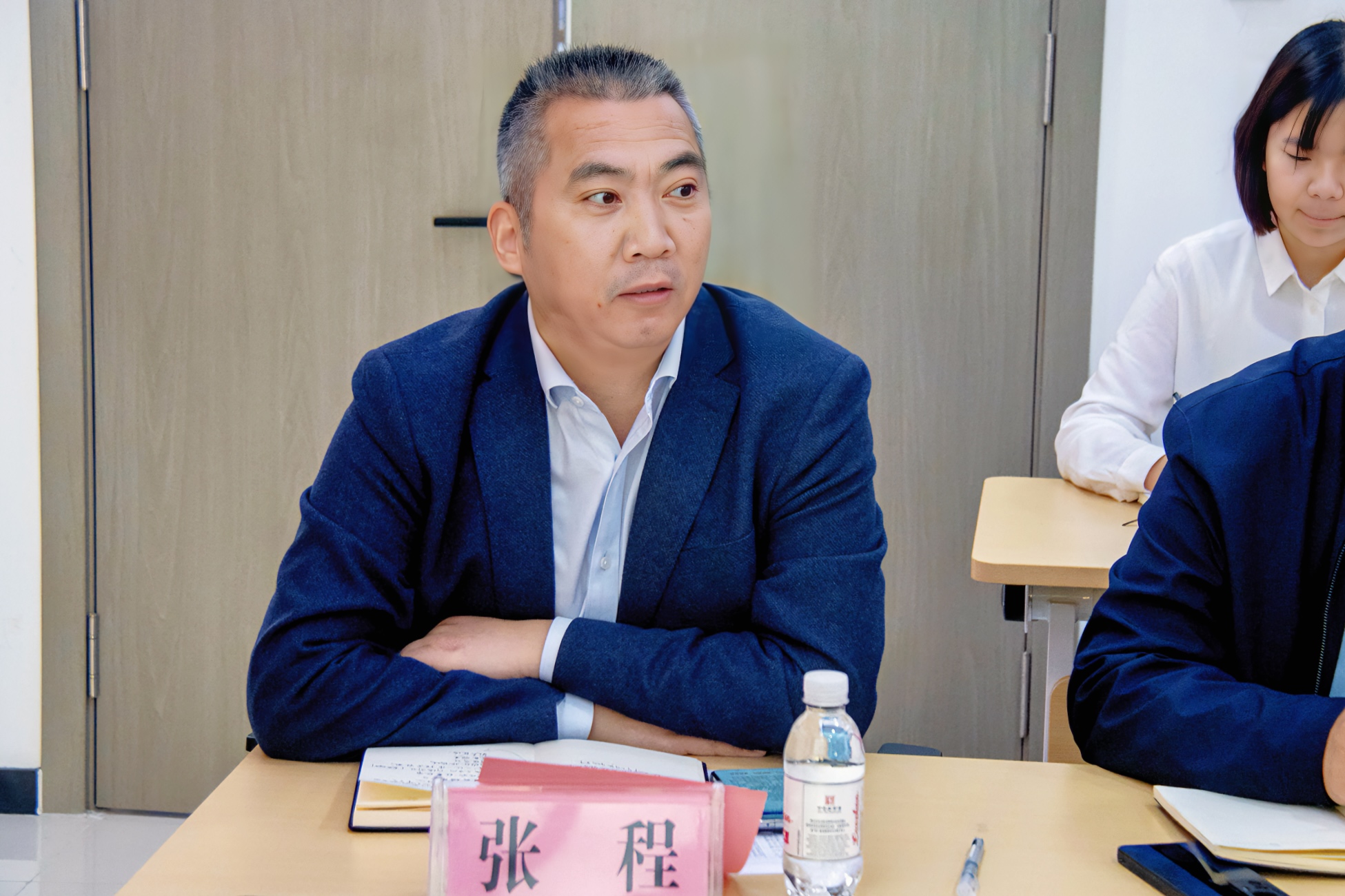 9党委学生工作部（武装部）部长张程进行督导点评 王宇彤摄.jpg