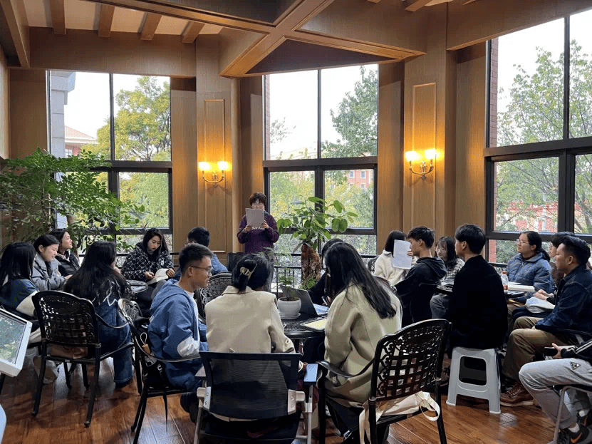3.云南大学第五届“青马工程”卓越班学员开展“深入领会重要论述 争做时代奋斗青年”读书分享会.png