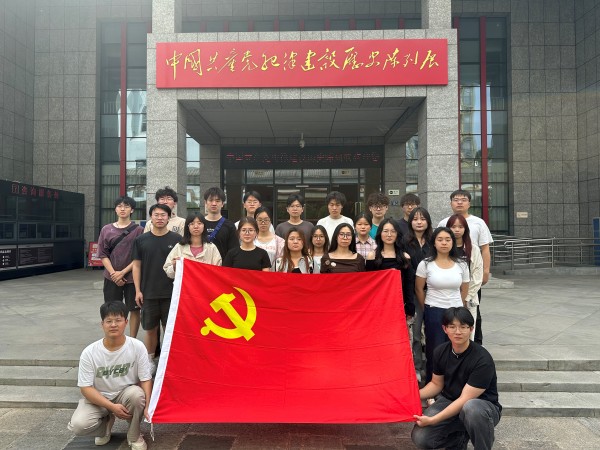 物理與力學學院3.jpg