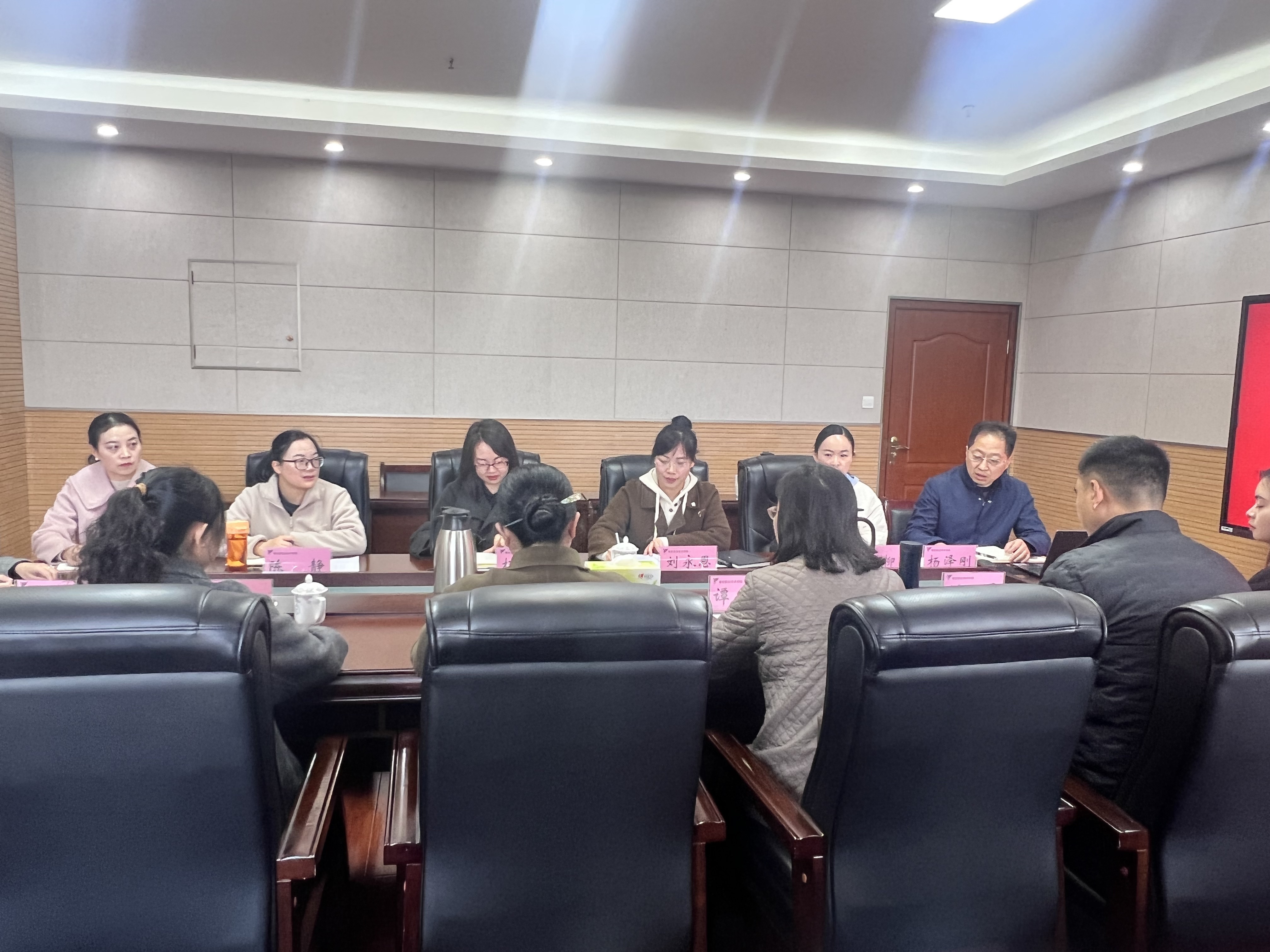 661a83b984bcda989861cf45a454edf9 661a83b984bcda989861cf45a454edf9