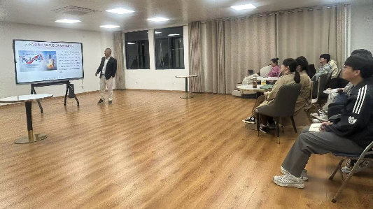 探索星辰大海，传承文化桥梁