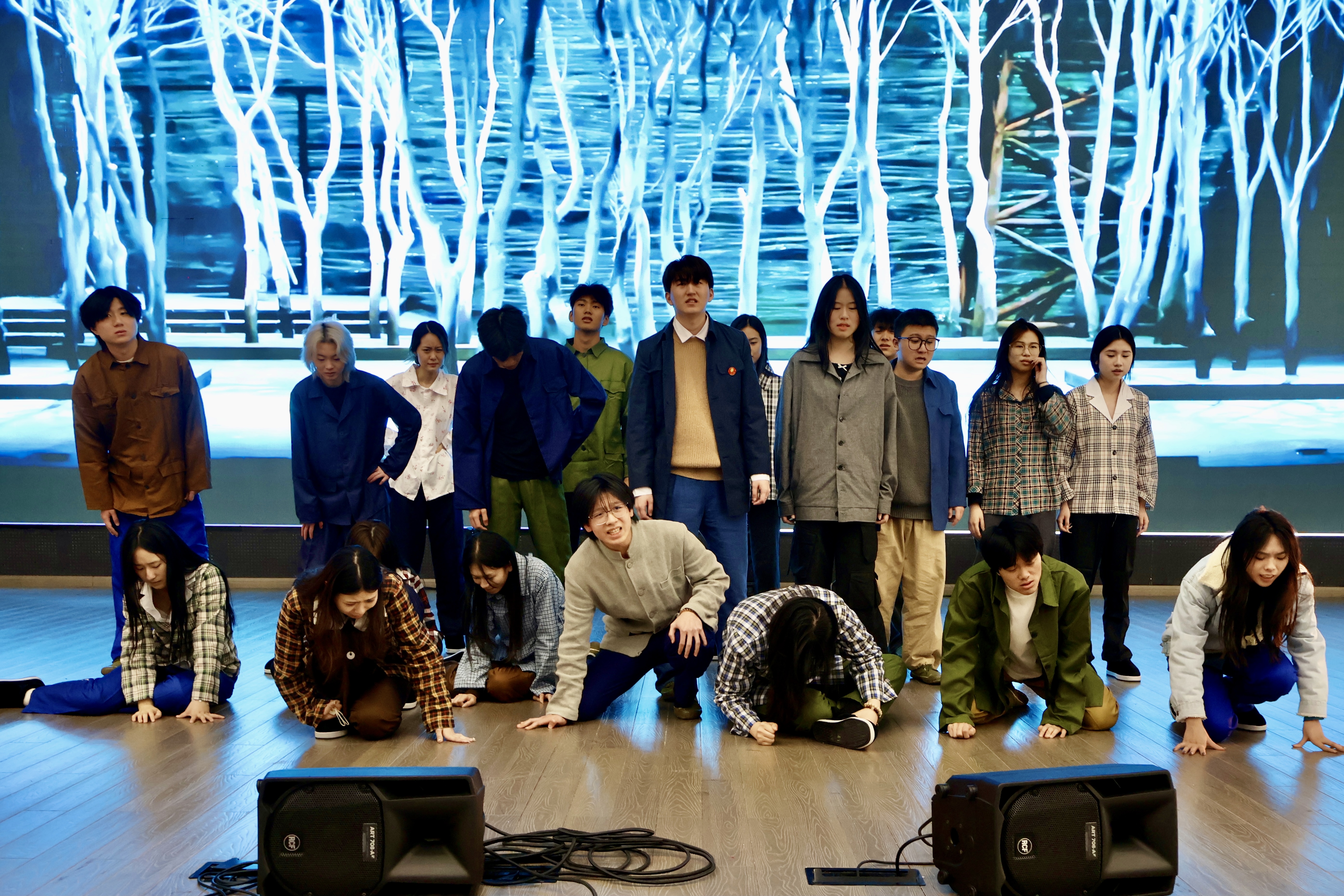 A2F6F950-AED4-422E-B701-DE3DB421962A-4902-0000023F5F4166D9 A2F6F950-AED4-422E-B701-DE3DB421962A-4902-0000023F5F4166D9