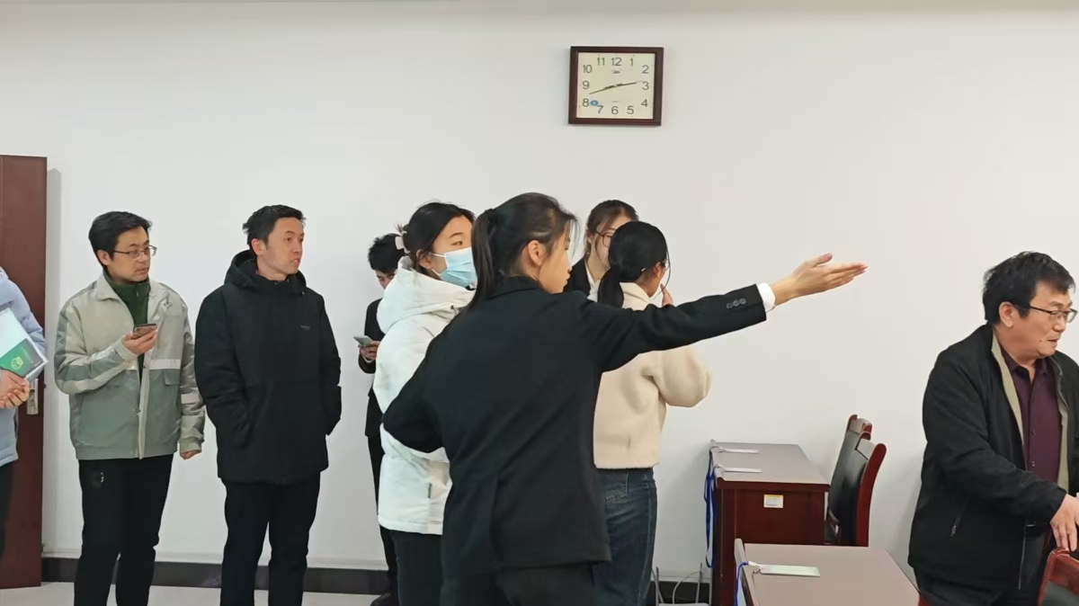 EF267601D0C7F197BA996AFFFA0C1995