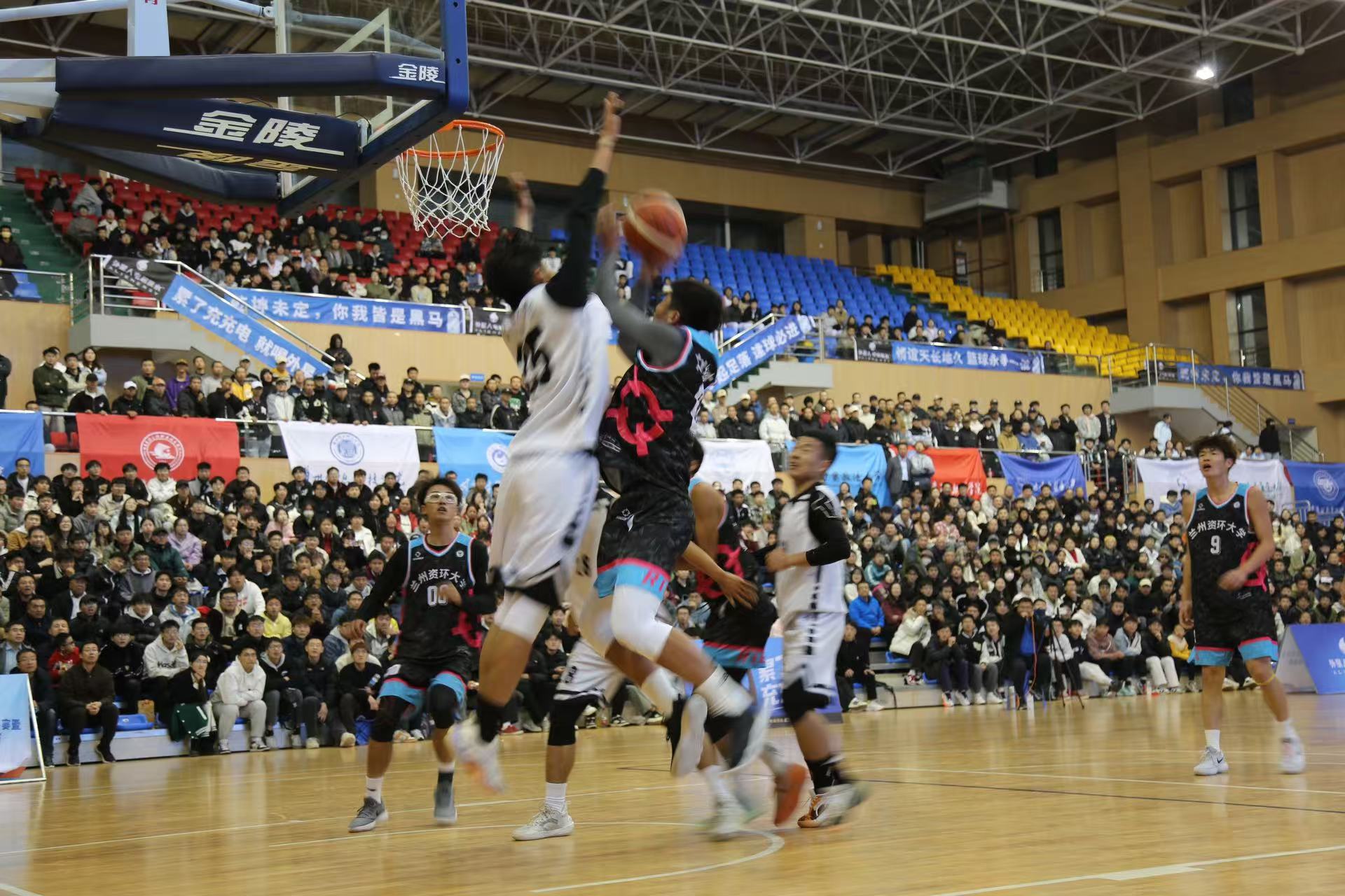 篮球比赛照片.jpg2 篮球比赛照片.jpg2