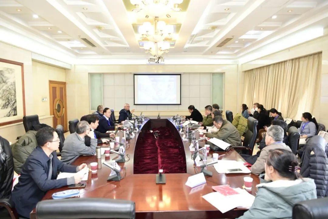 研讨会1