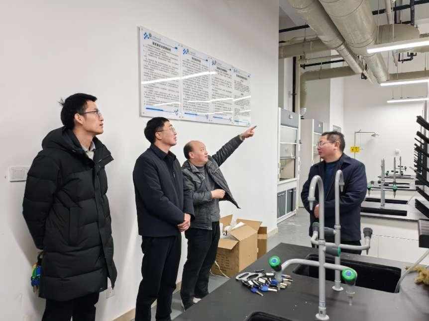 86750a32ee5f18f221e111422c7f83fb