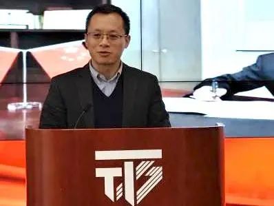 交通学院党委书记马万经致辞