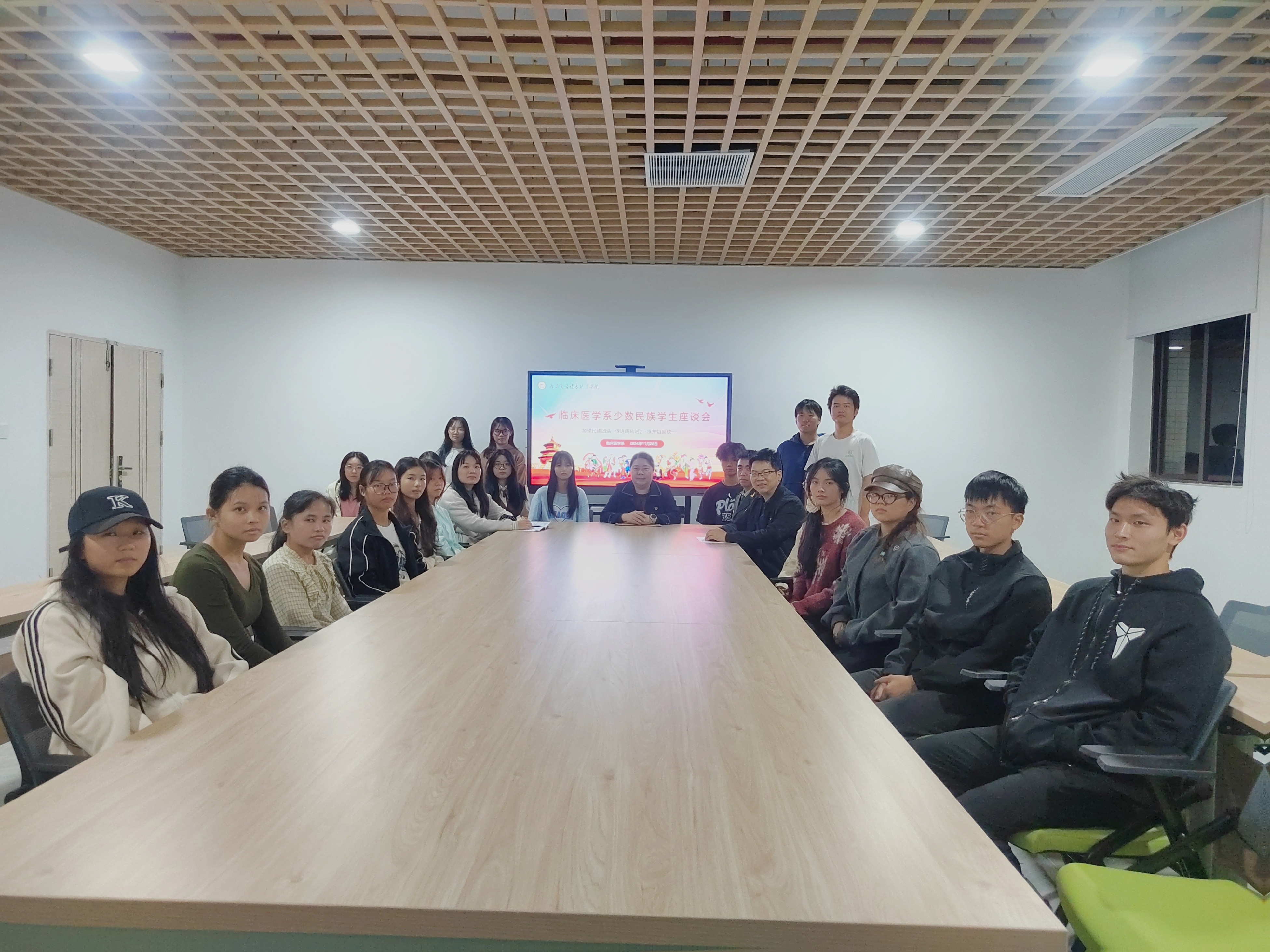 a1b153a8672d21f45d1f79eda12a097 a1b153a8672d21f45d1f79eda12a097