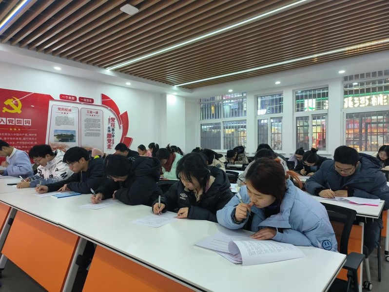 竞赛现场