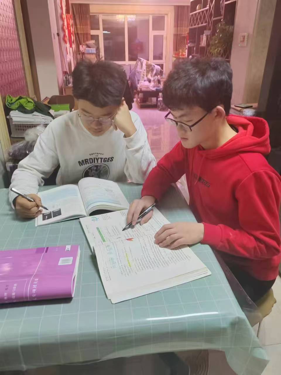 帮助母校的学生答疑解惑