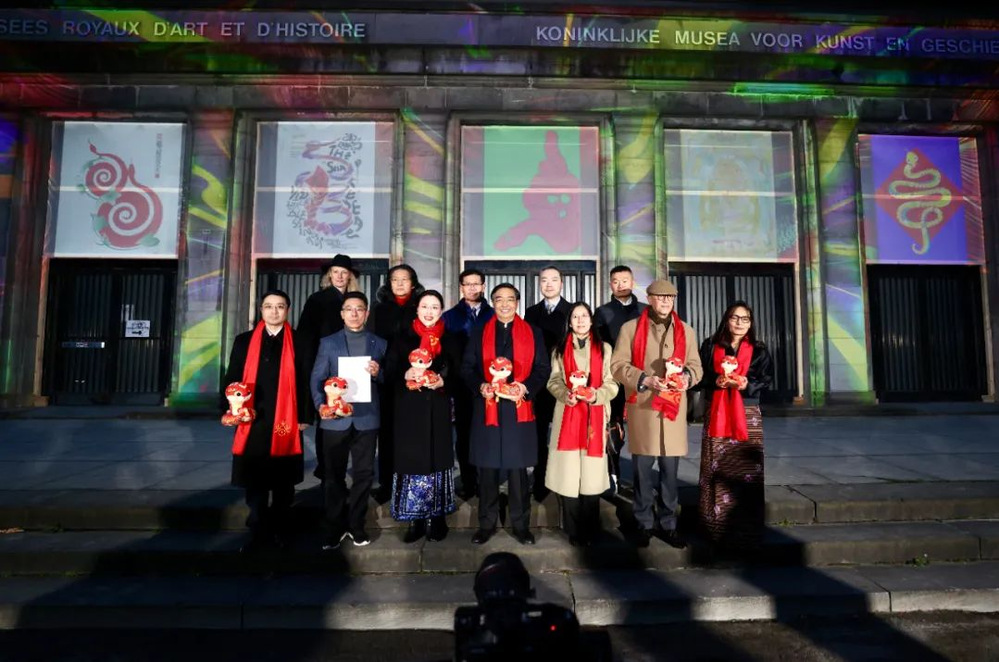 abfd6356-12bf-4f83-abf9-fc080fad7e9b