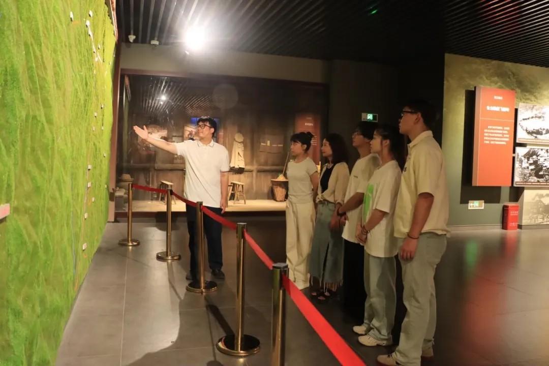2.活动现场