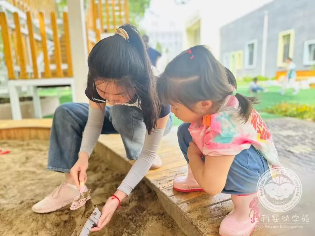 国际幼教学院学生入园见习5