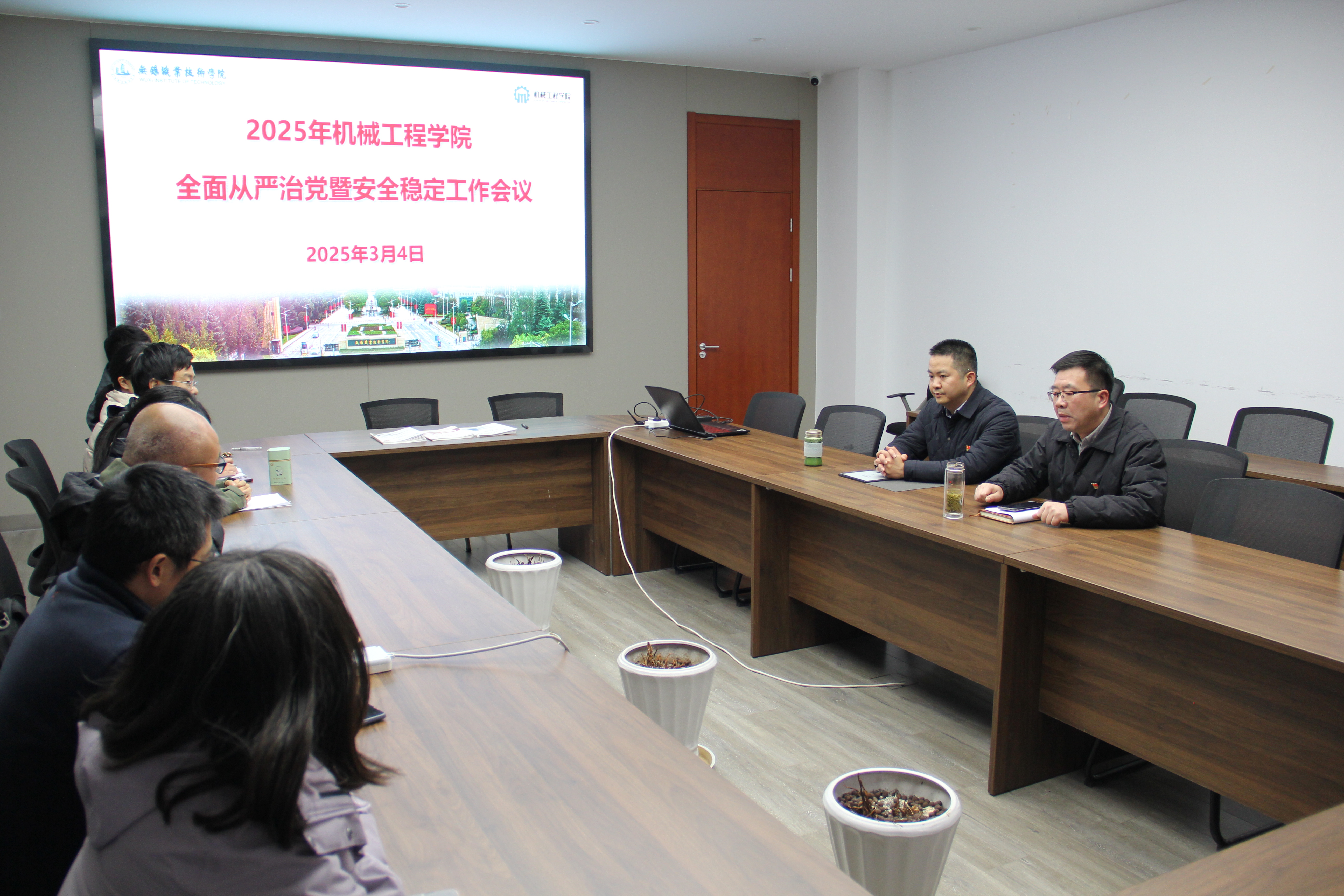 423f0d777154022718af04c4e15309be