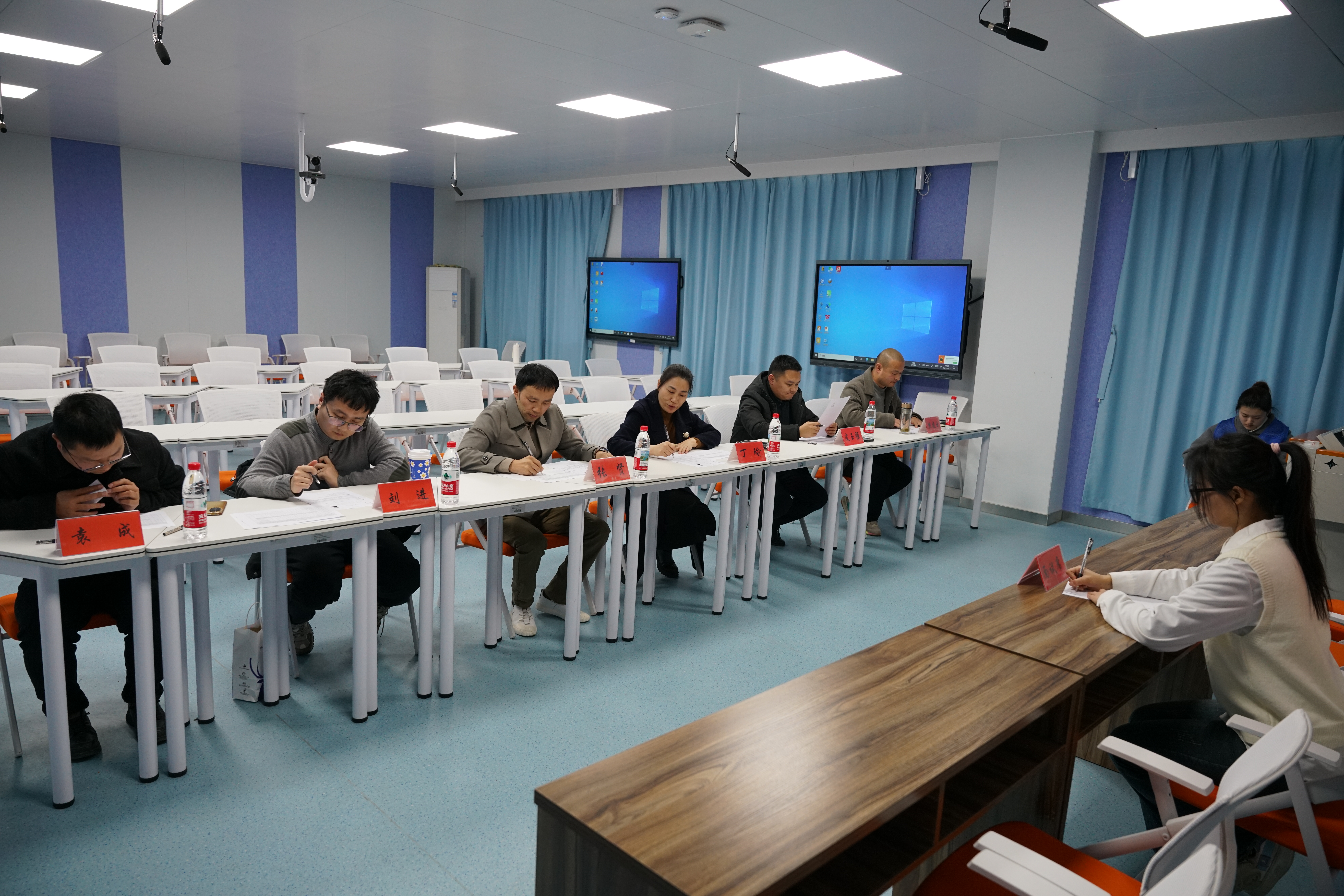 42482cf4ec5ddb80307dfad6e86dcfd 42482cf4ec5ddb80307dfad6e86dcfd