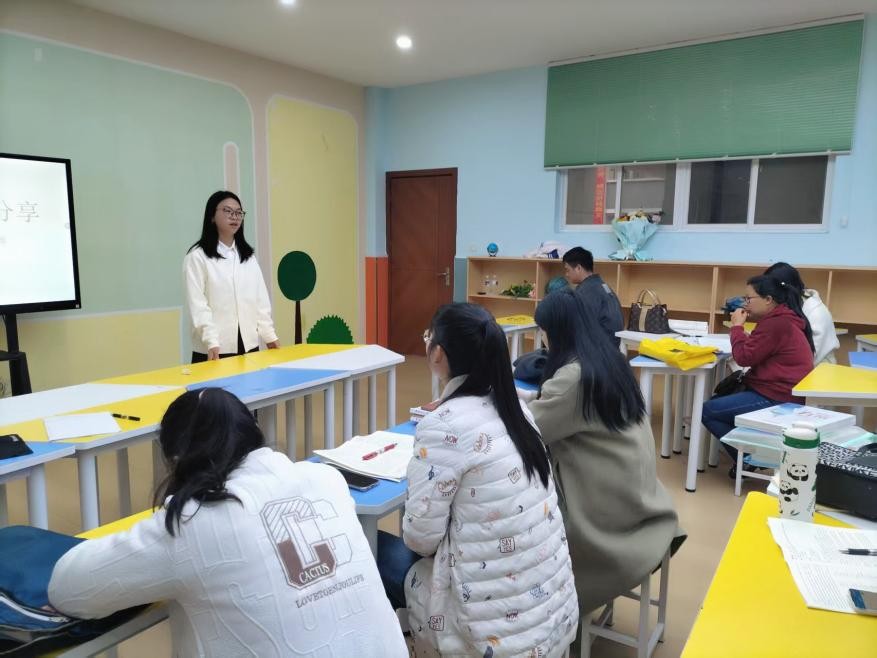 陈亚菊参加英语教研会