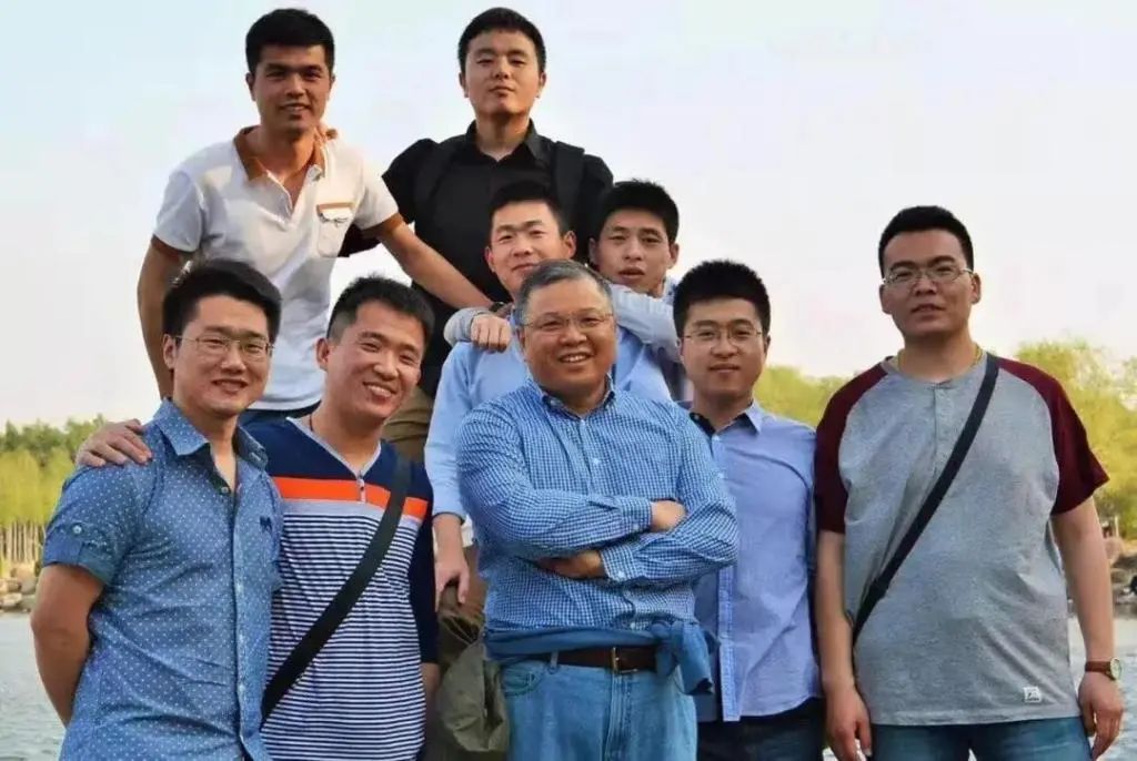 科学家们