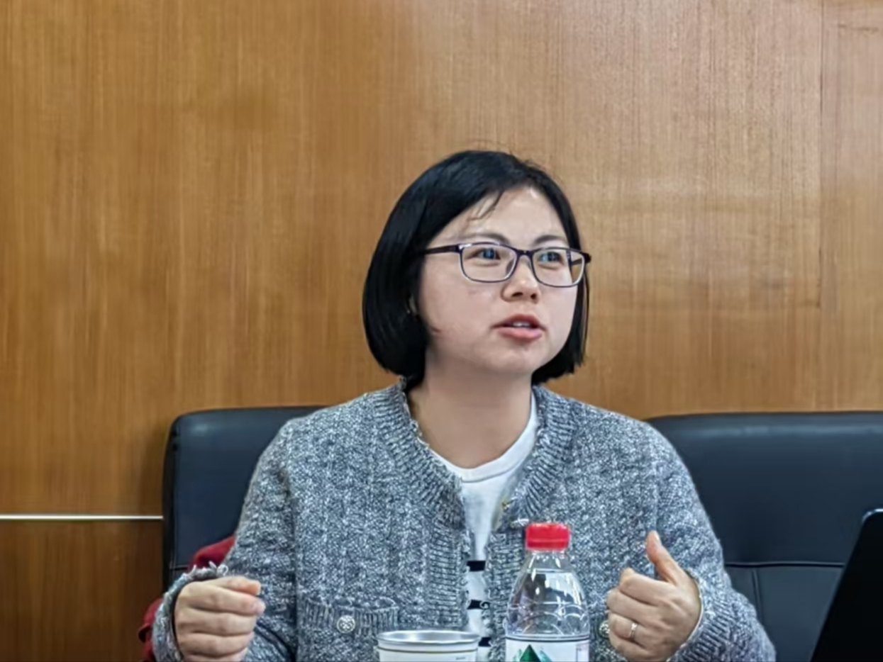 1696523002 1696523002