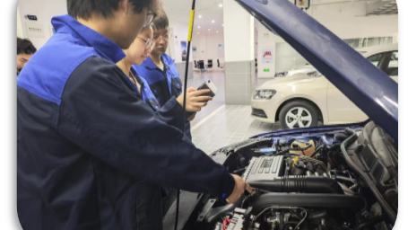 利用设备进行车辆故障噪声源识别试验 利用设备进行车辆故障噪声源识别试验