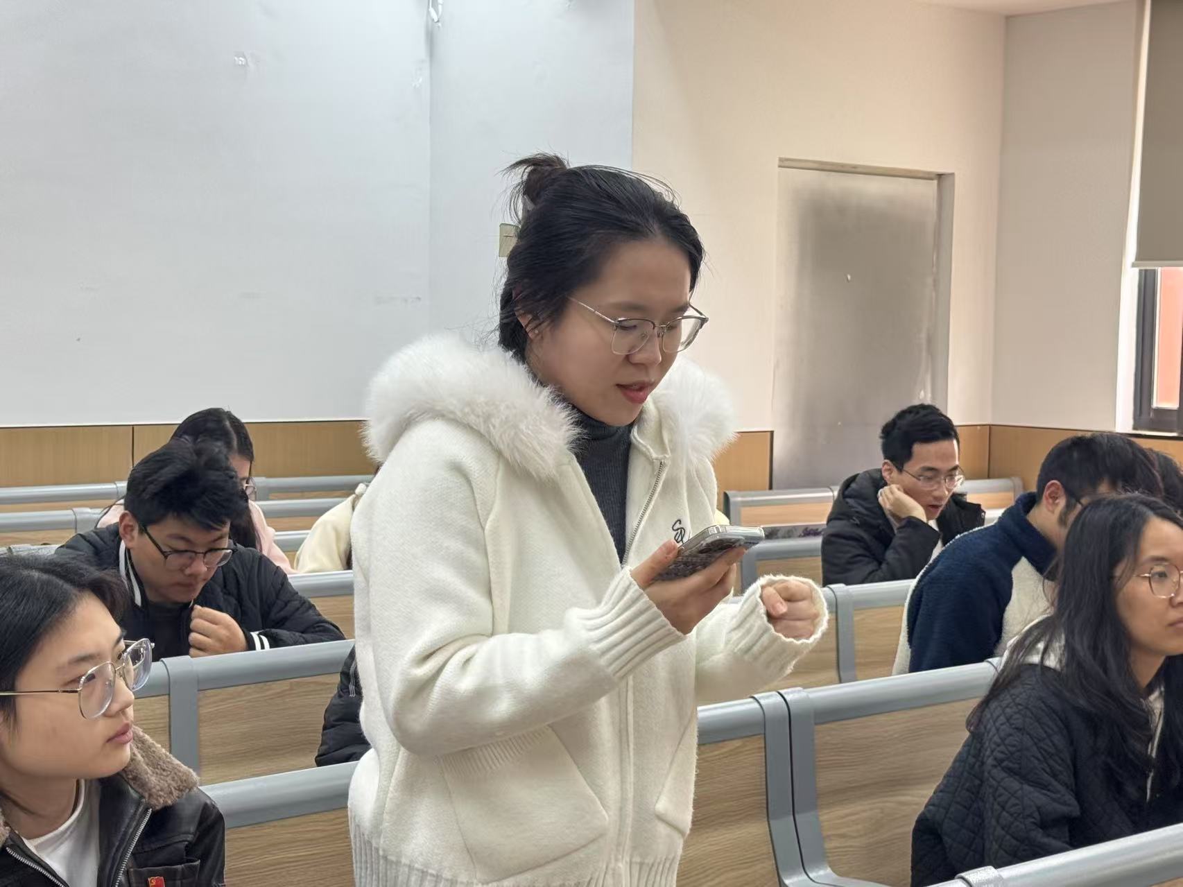 05 常艺馨同志发言