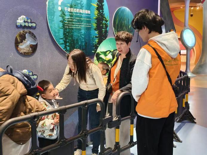 智慧领航队实践照片(1) 智慧领航队实践照片(1)