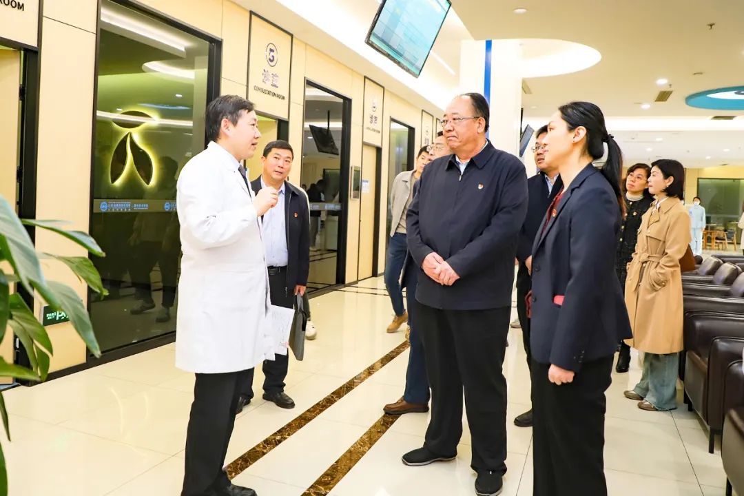 2025年3月主题党日-鲁南眼科-3