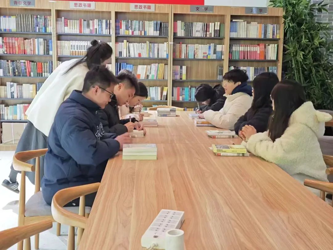 微信图片_20250401195233 微信图片_20250401195233