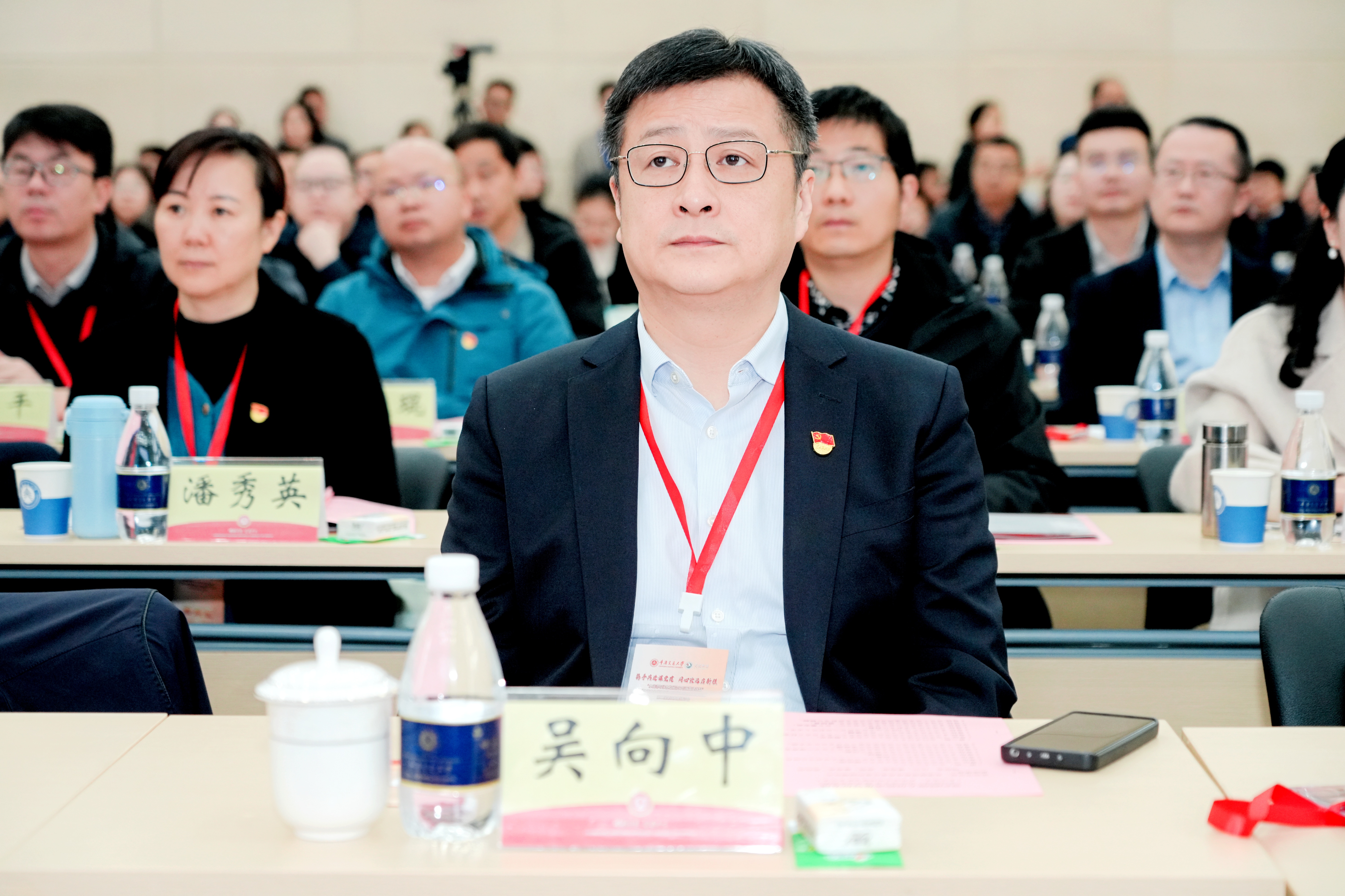 中交第三航务工程局有限公司副局长吴向中