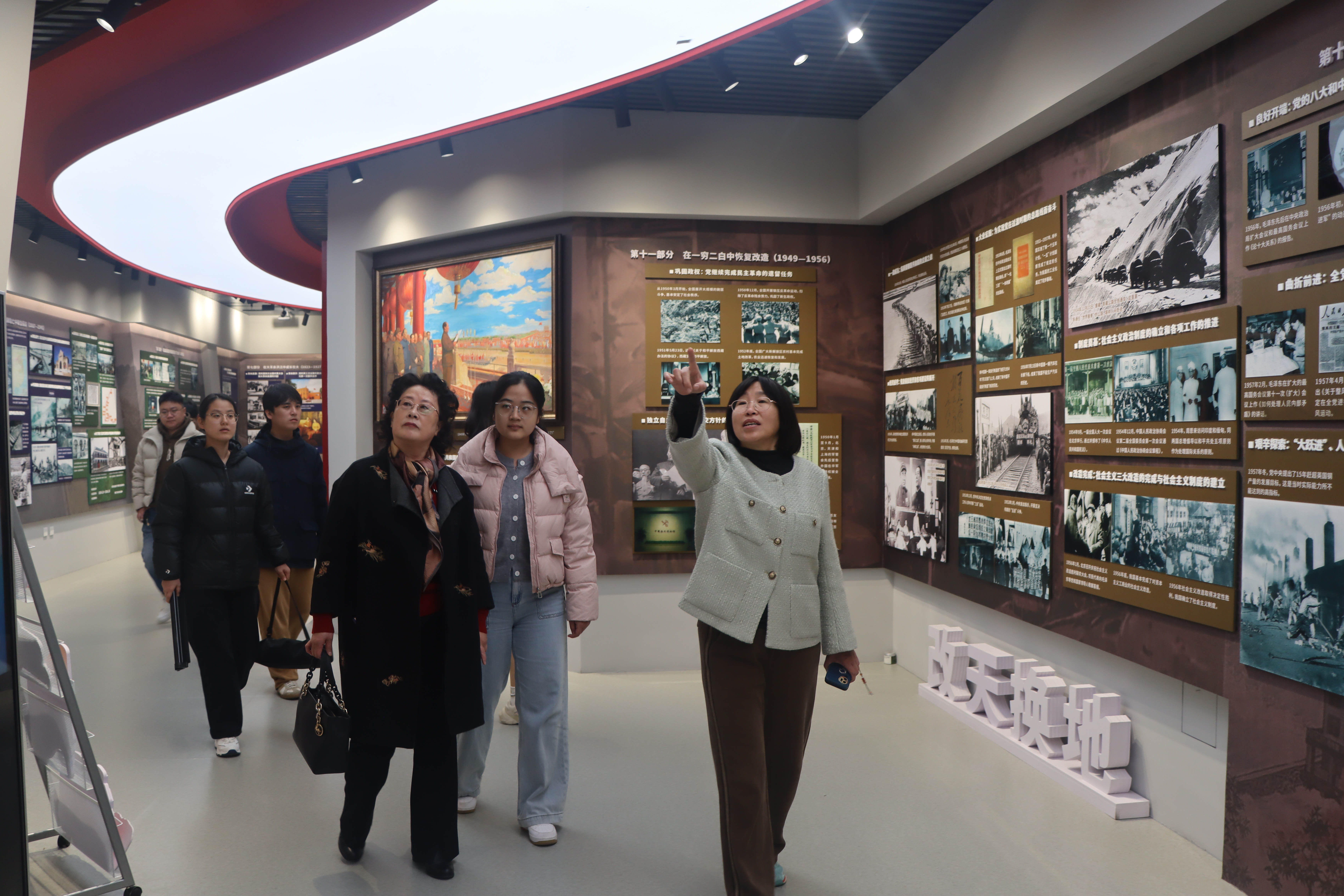 支部赴辽宁省世纪教育研究院参观学习2 支部赴辽宁省世纪教育研究院参观学习2