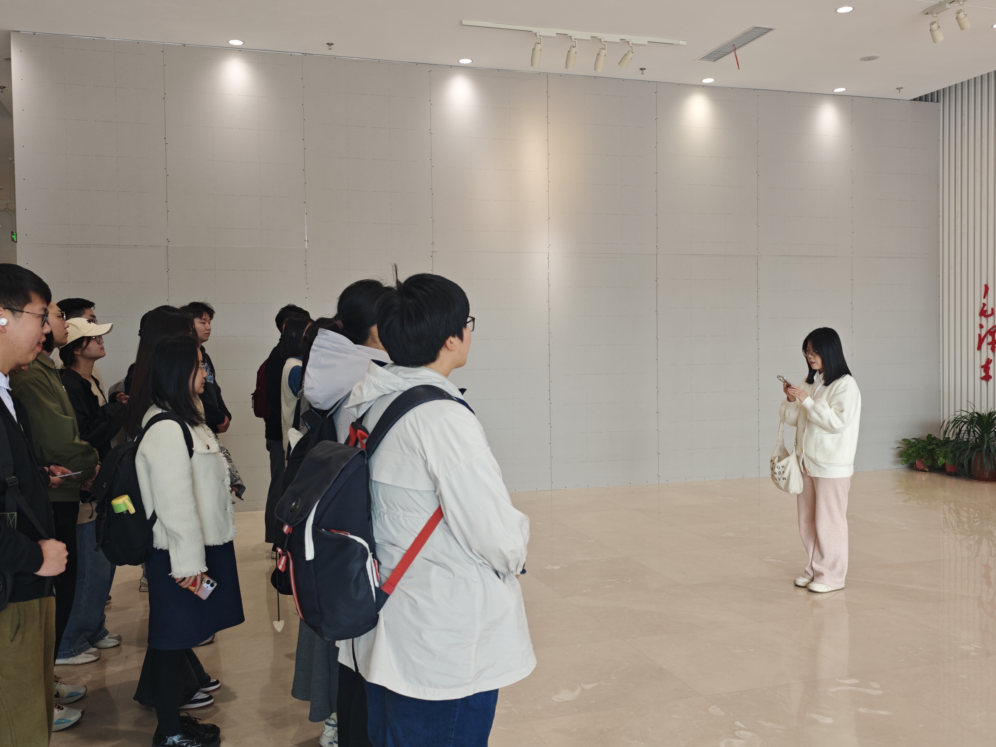 图6 支部成员进行感悟分享