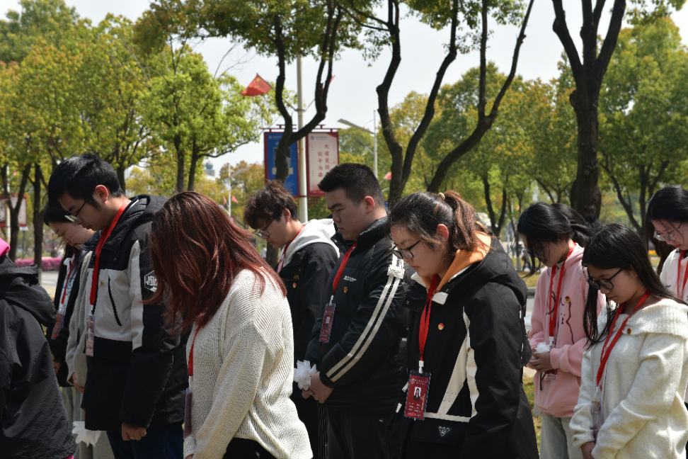 NR8AVjViQ1FBMk9UUTFNemN4TVRQM0YuNW50VlcxT0EhIQUAcXVuZ3o! NR8AVjViQ1FBMk9UUTFNemN4TVRQM0YuNW50VlcxT0EhIQUAcXVuZ3o!