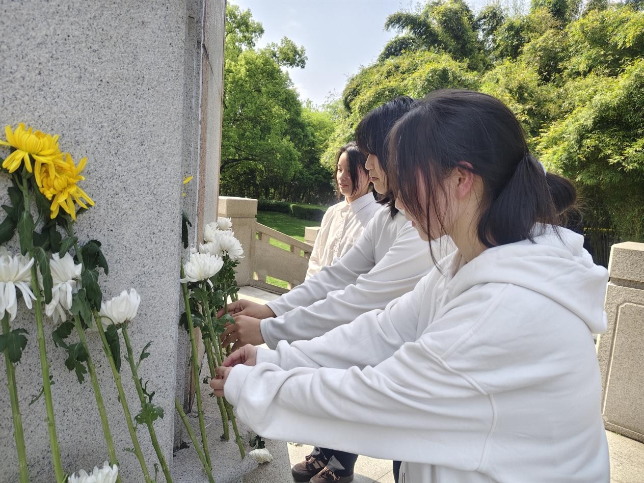 清明祭扫1