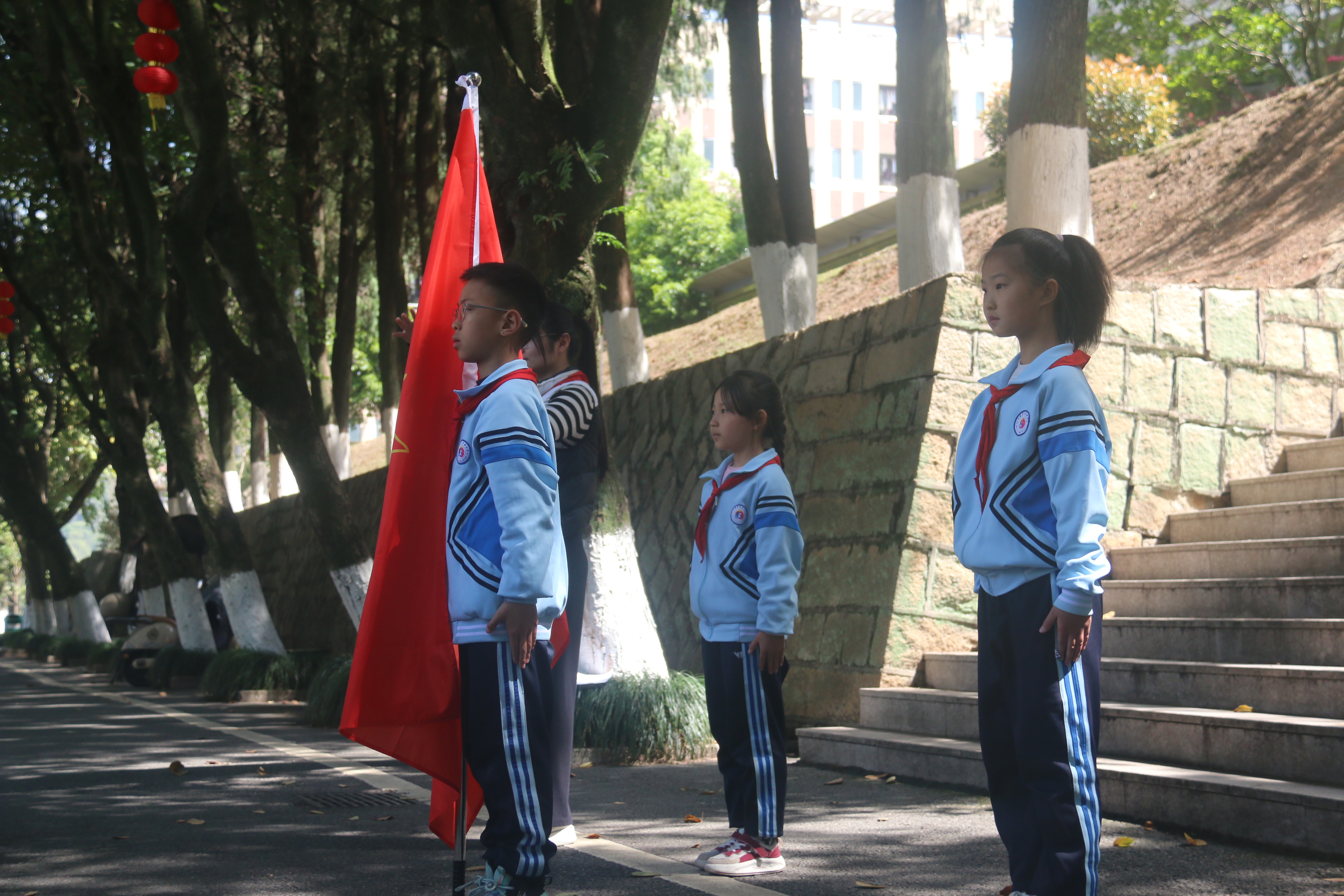 少先队员合唱和宣誓 (4) 少先队员合唱和宣誓 (4)