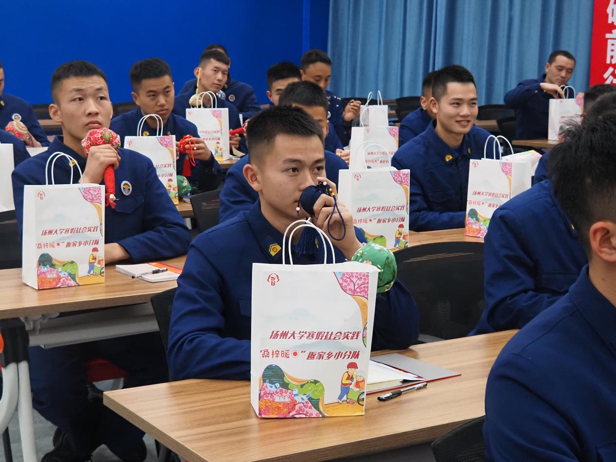 D2pEvH3apmRFaO9cbiWrv6lv