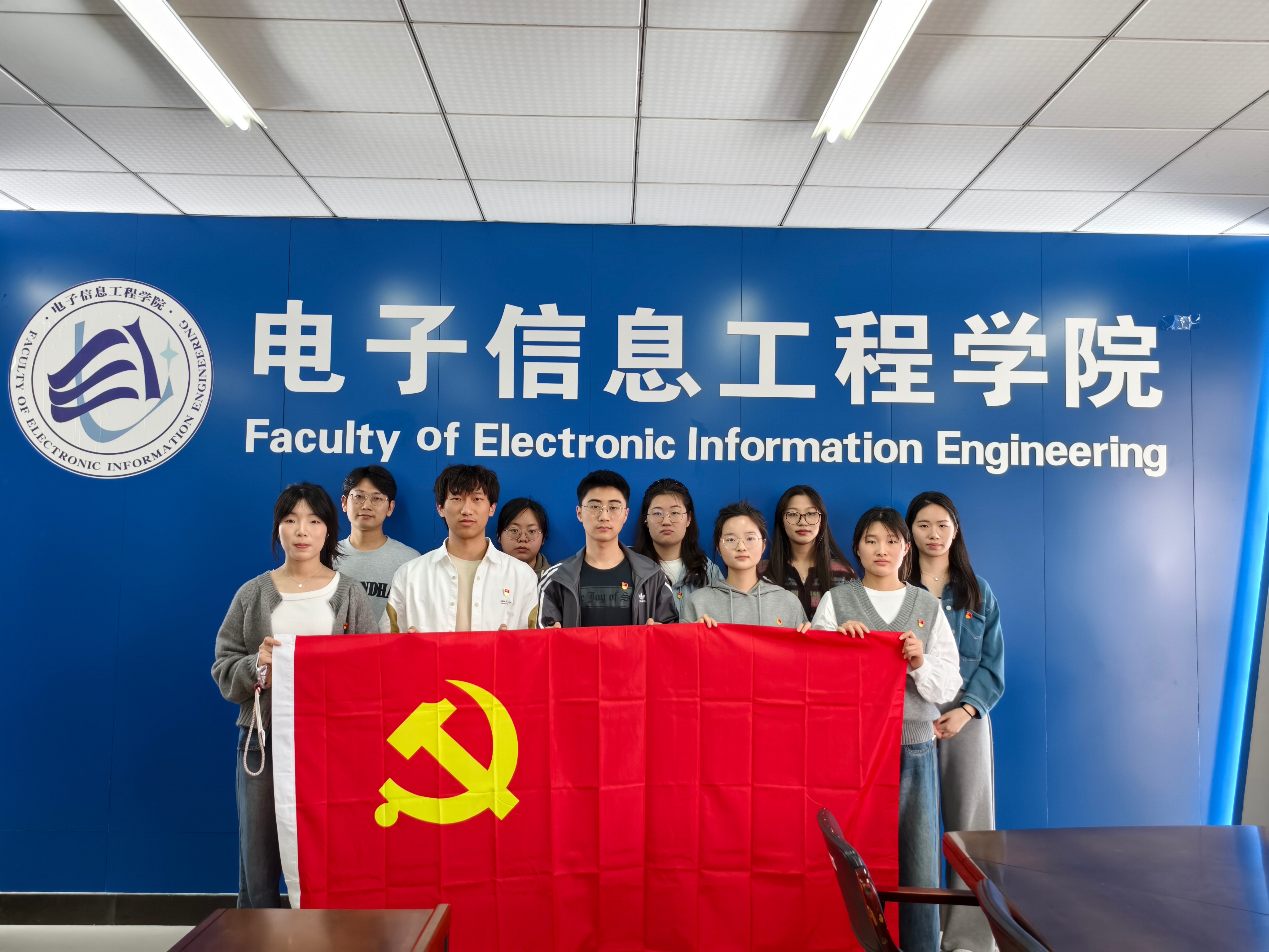 73fb4e6bf7322798c9c359cd6833fc42