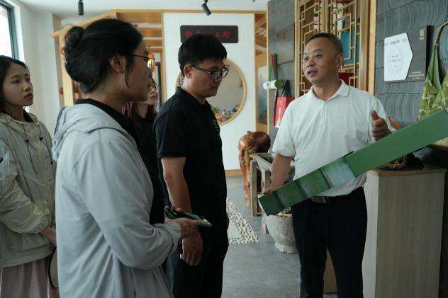 0d4aa5db-1d06-4592-96e7-b85c70cda312 0d4aa5db-1d06-4592-96e7-b85c70cda312