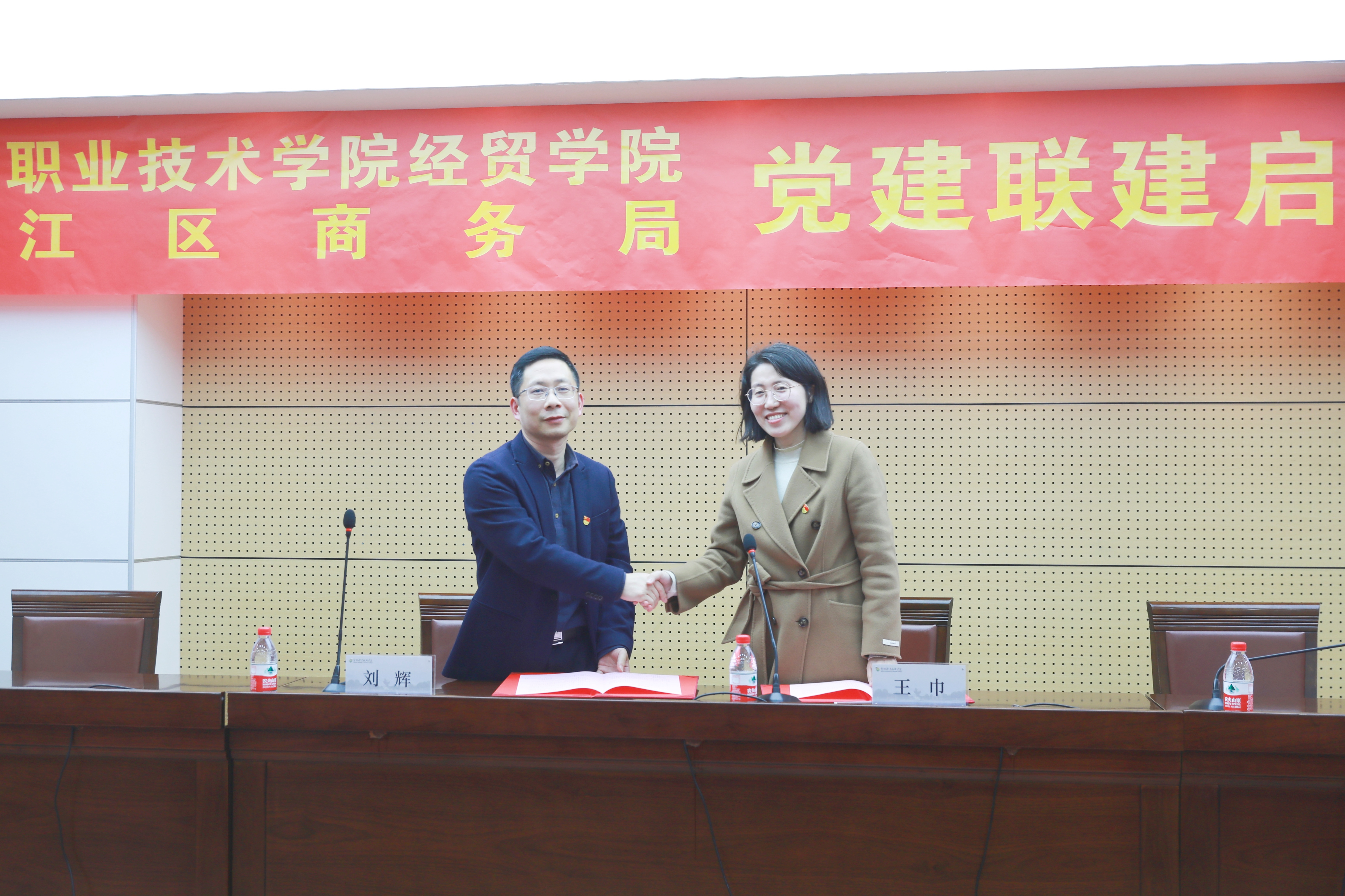 3b828358dafe13db872758b386f36d13 3b828358dafe13db872758b386f36d13