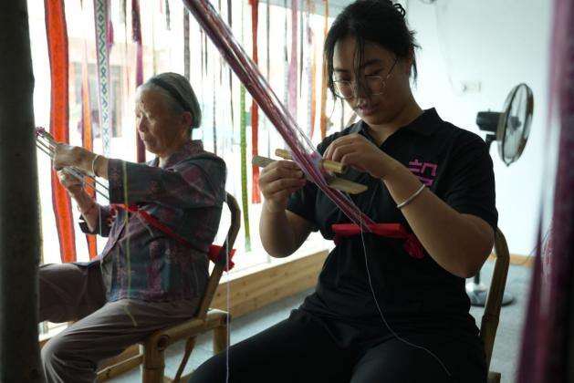 9c4d90ec-f27d-4030-9d1e-27138c808d88 9c4d90ec-f27d-4030-9d1e-27138c808d88