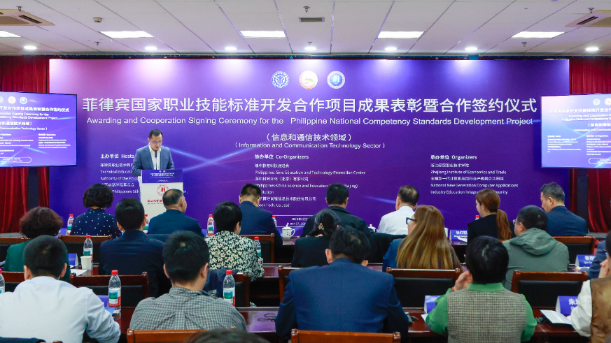 678f7caebaa4fec45b57fdf7e9efb0df