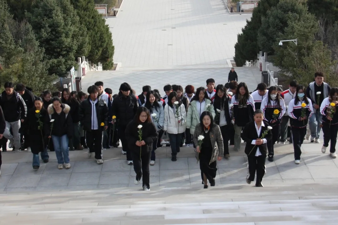 微信图片_20250413174618 微信图片_20250413174618