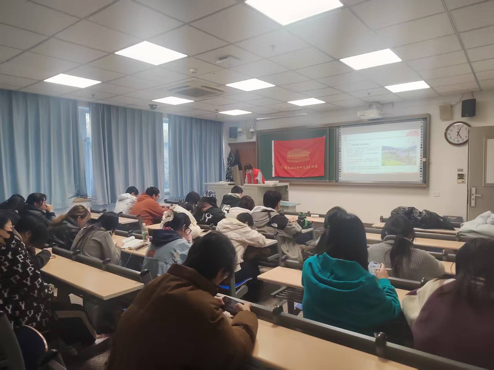 遵义会议宣讲团照片1 遵义会议宣讲团照片1