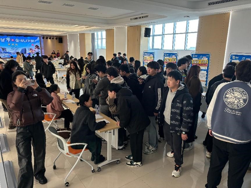 政校企座谈3