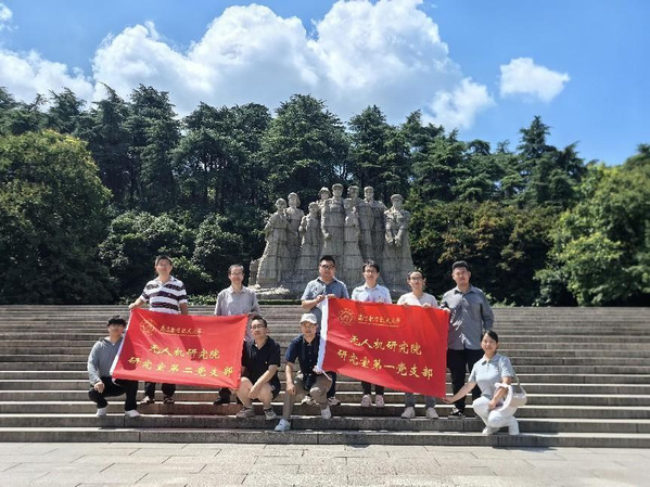 图片1(3) 图片1(3)