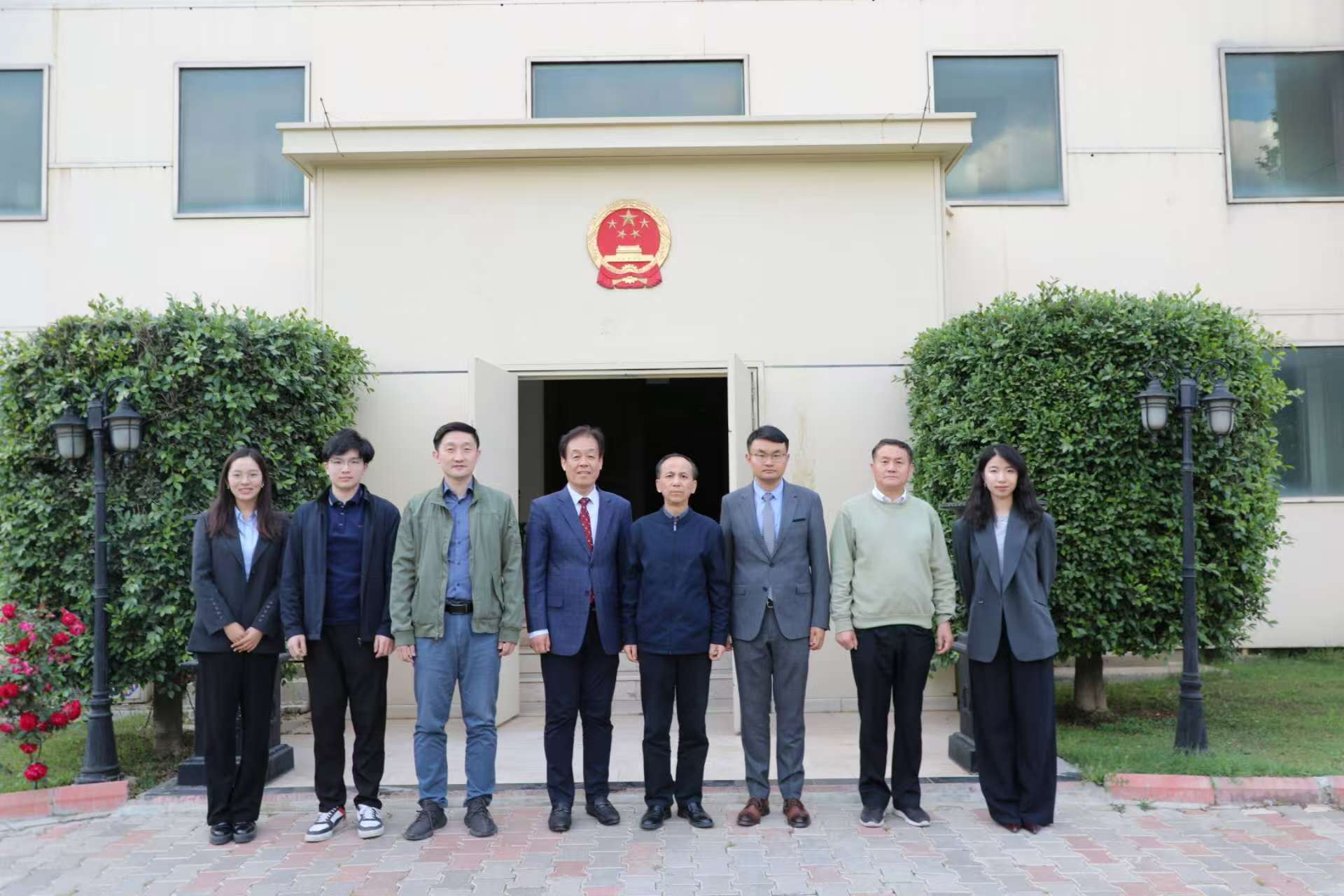 北京大学阿拉伯语系教工党支部成员访问中国驻伊拉克库尔德地区总领事馆