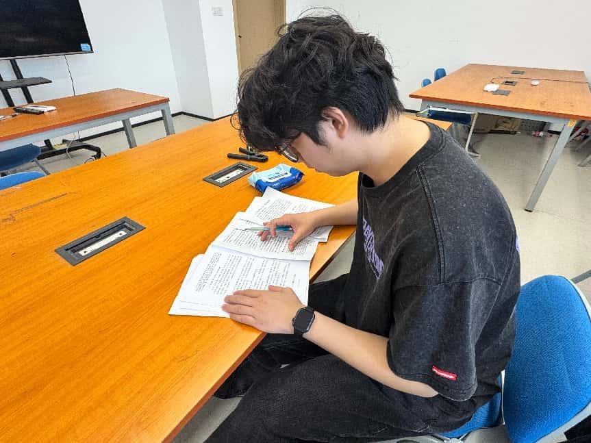 2B00E95E5BDF26FECFDBFEFC699_4BE24614_18FDF 2B00E95E5BDF26FECFDBFEFC699_4BE24614_18FDF