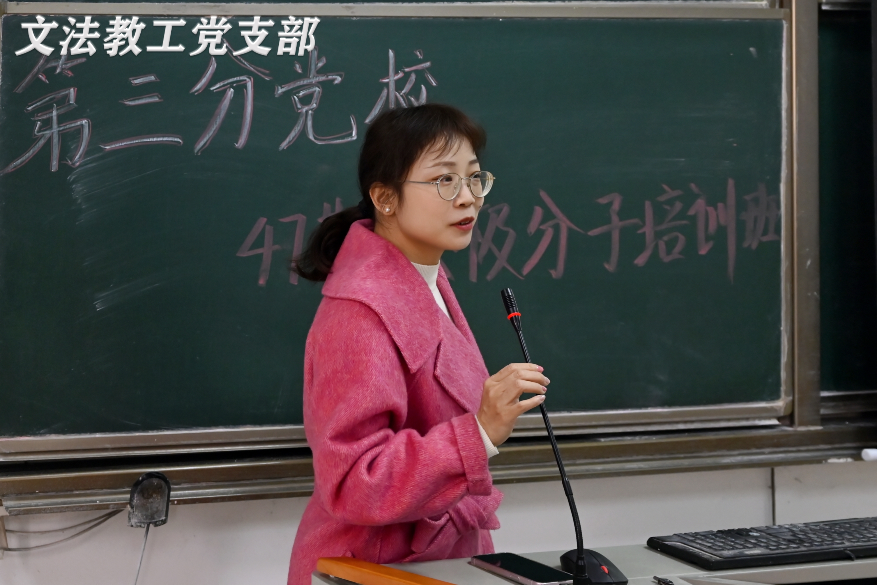 retouch_2025042510471091 retouch_2025042510471091