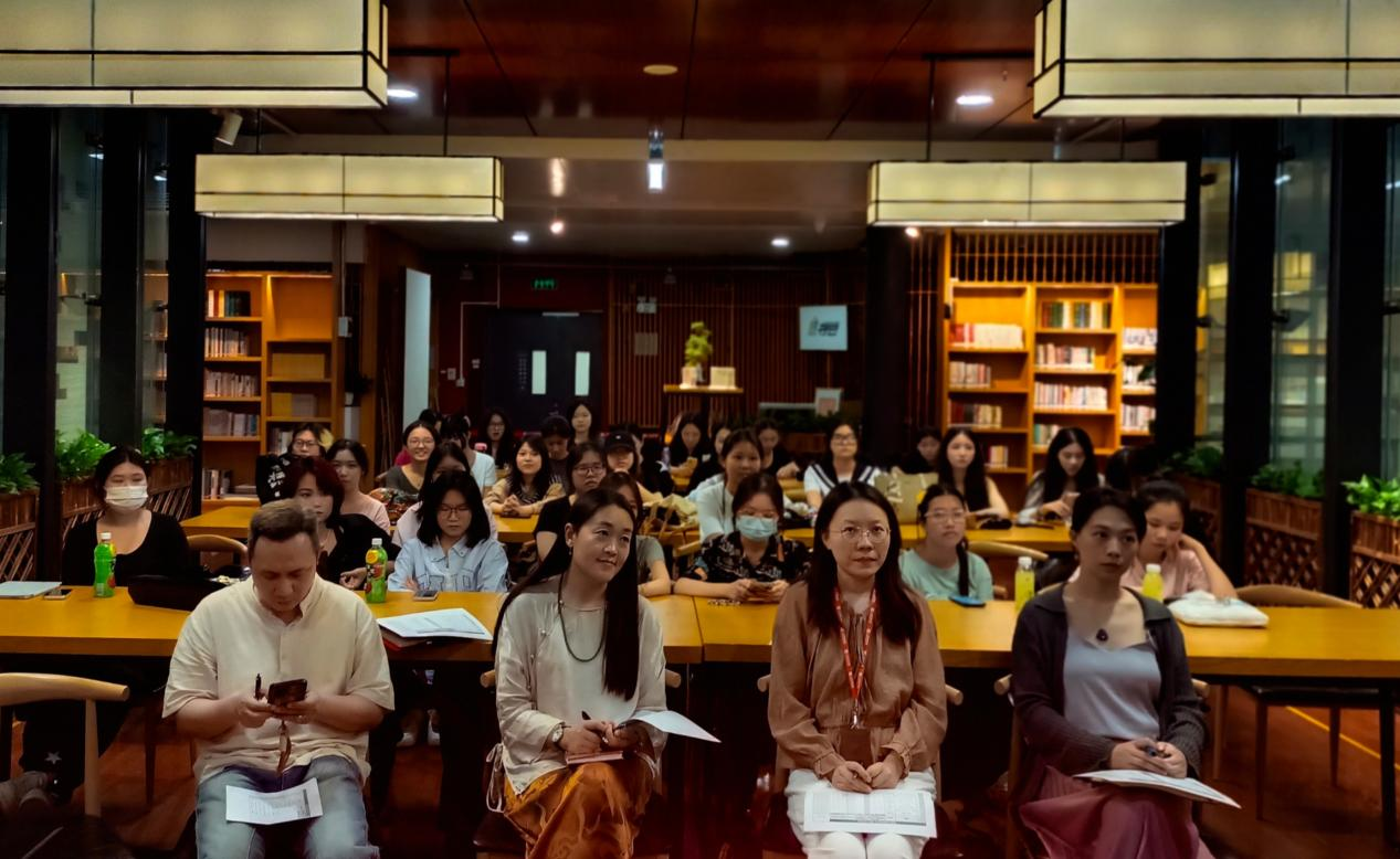 2025.04.26.“强国行”实践育人——艺术与设计学院联合广东省博物馆展示智慧文旅创新成果（图片6）