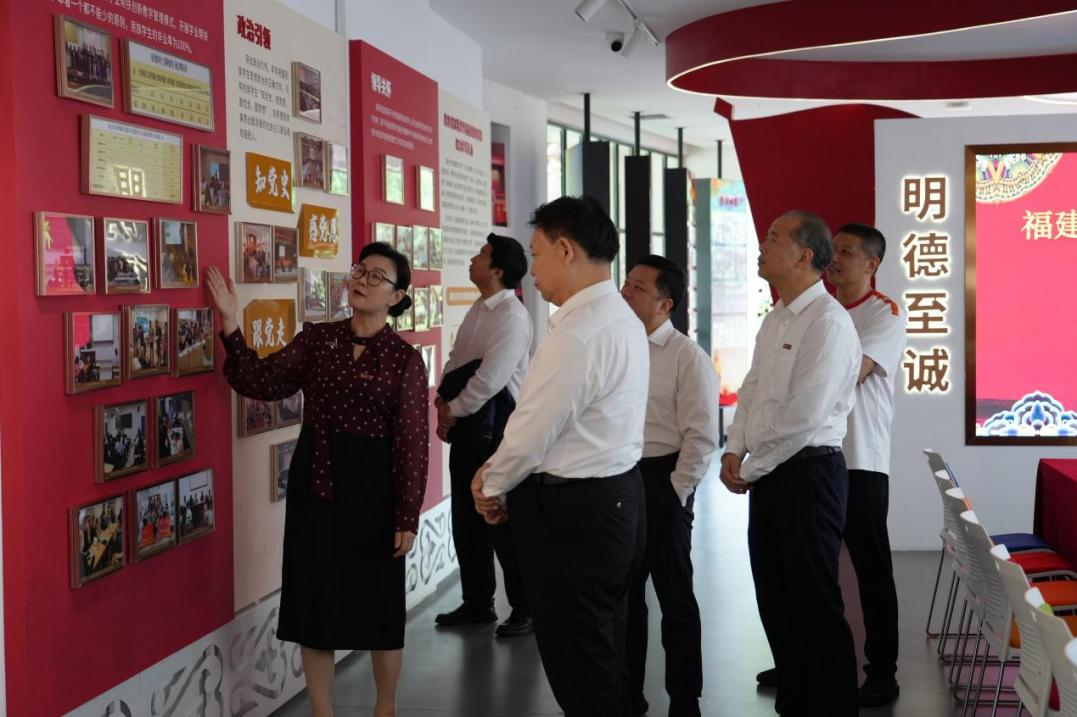 7c088df4e63f4498c0c13205305c9ec9