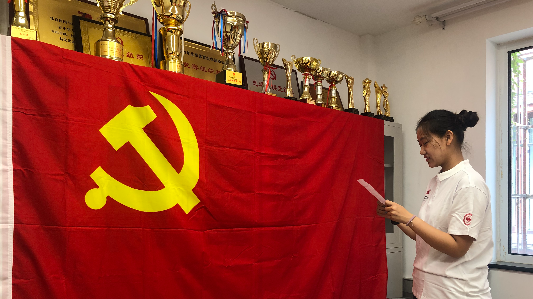 绿茵场上的生命守护：急救显担当 温情暖校园