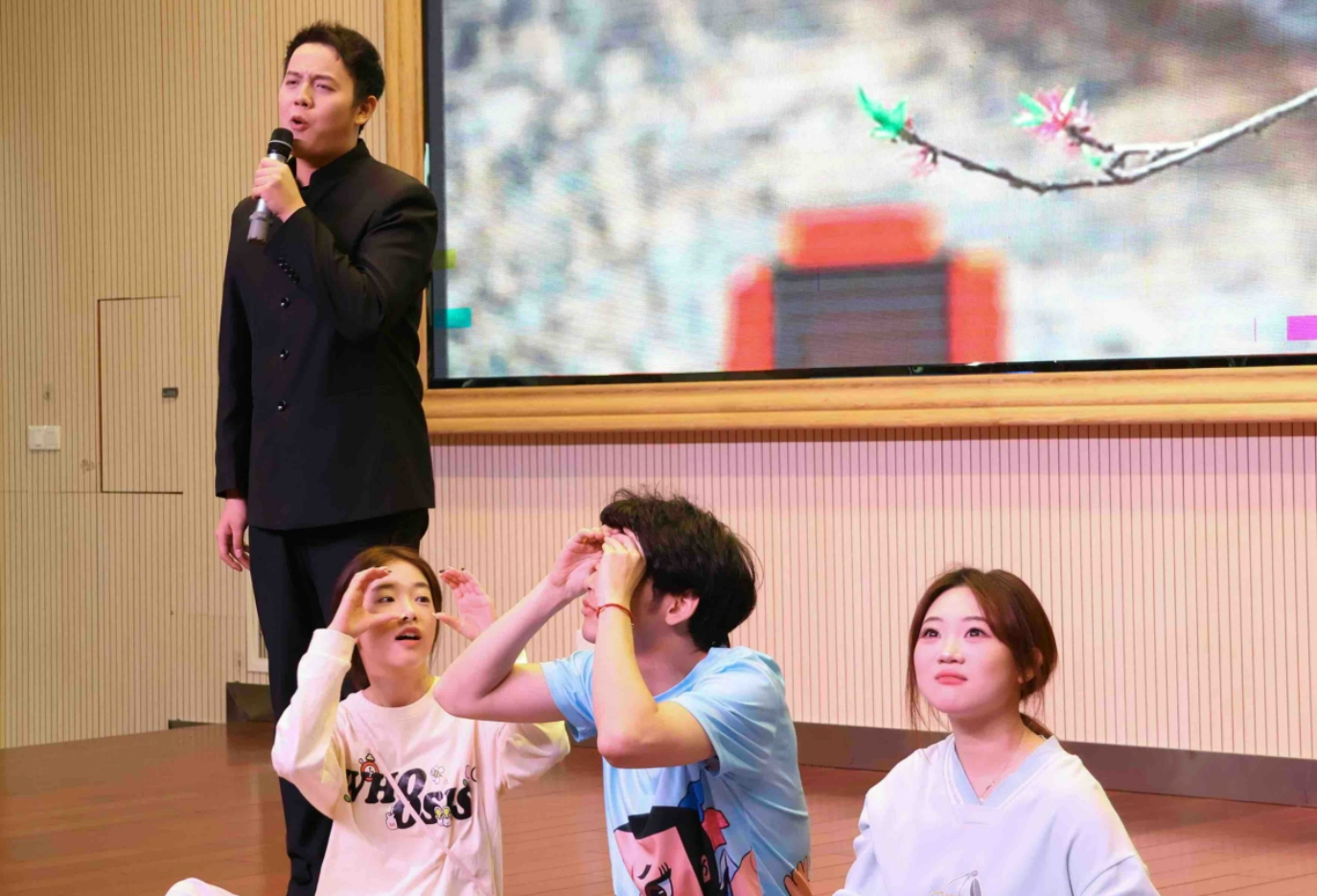 B91FEC9E-84B7-4ed9-A29F-B4D9E68E554F